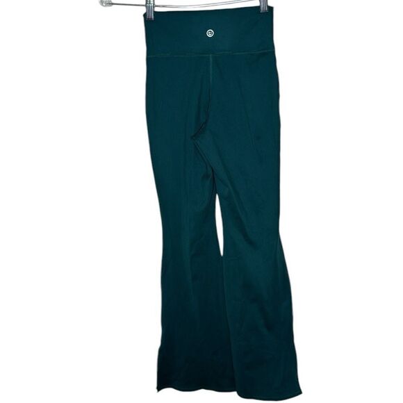 Gilly Hicks Active Recharge High Waist Flare Pants. Size Small. - Picture 6 of 7